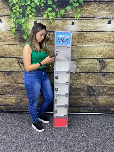 Torre Carregadora de Celular Imagem